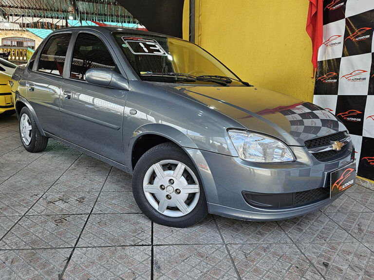 1-CHEVROLET-CORSA-CLASSIC-LIFE-LS-1.0-VHC-FLEX-MEC-CINZA-2013-RR-AUTOMOVEIS-LOJA-DE-CARROS-FREGUESIA-DO-O-AVENIDA-PETRONIO-PORTELA