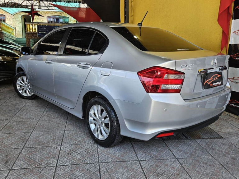 6-HONDA-CITY SEDAN-LX-1.5-FLEX-16V-AUTOMATICO-2013-PRATA-RR-AUTOMOVEIS-LOJA-DE-CARROS-FREGUESIA-DO-O-AVENIDA-PETRONIO-PORTELA