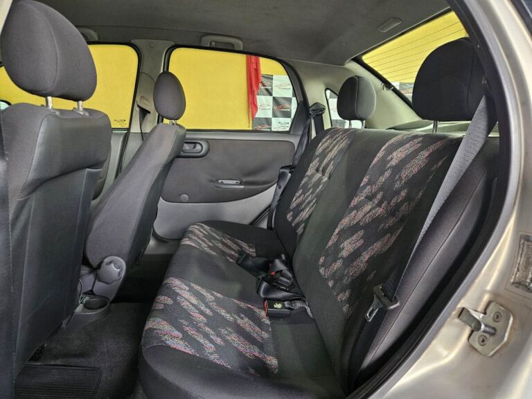 10-CHEVROLET-CORSA-SEDAN-1.8-MAXX-MPFI-8V-FLEXPOWER-MANUAL-BEGE-2005-RR-AUTOMOVEIS-LOJA-DE-CARROS-FREGUESIA-DO-O-AVENIDA-PETRONIO-PORTELA