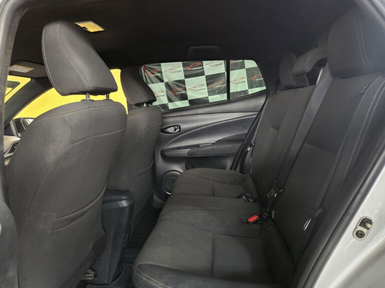 10-TOYOTA-YARIS-XL-1.5-FLEX-16V-AUTOMATICO-2023-PRATA-RR-AUTOMOVEIS-LOJA-DE-CARROS-FREGUESIA-DO-O-AVENIDA-PETRONIO-PORTELA