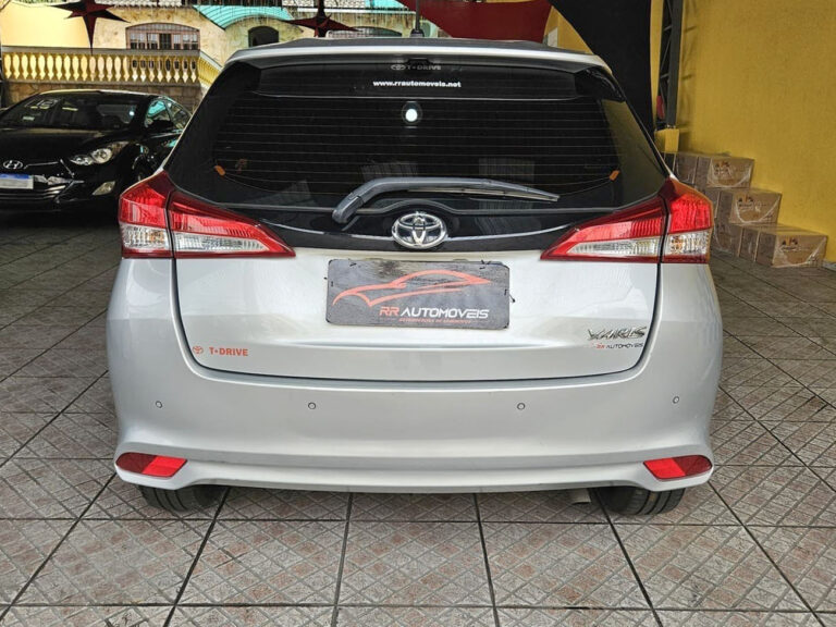 5-TOYOTA-YARIS-XL-1.5-FLEX-16V-AUTOMATICO-2023-PRATA-RR-AUTOMOVEIS-LOJA-DE-CARROS-FREGUESIA-DO-O-AVENIDA-PETRONIO-PORTELA