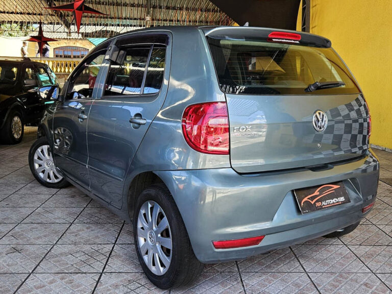6-VOLKSWAGEN-FOX-1.0-MI-8V-FLEX-CINZA-2011-4P-MANUAL-RR-AUTOMOVEIS-LOJA-DE-CARROS-FREGUESIA-DO-O-AVENIDA-PETRONIO-PORTELA