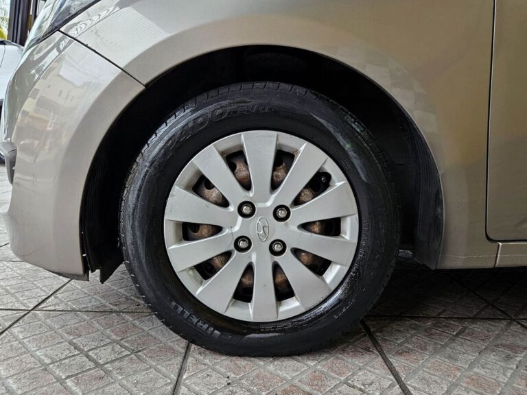 7-HYUNDAI-HB20-COMFORT-1.0-FLEX-12V-MANUAL-2017-RR-AUTOMOVEIS-LOJA-DE-CARROS-FREGUESIA-DO-O-AVENIDA-PETRONIO-PORTELA