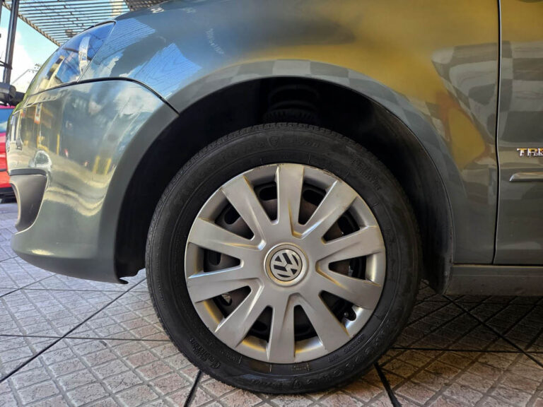 7-VOLKSWAGEN-FOX-1.0-MI-8V-FLEX-CINZA-2011-4P-MANUAL-RR-AUTOMOVEIS-LOJA-DE-CARROS-FREGUESIA-DO-O-AVENIDA-PETRONIO-PORTELA