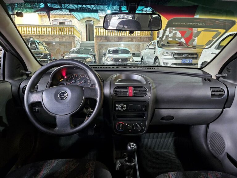 8-CHEVROLET-CORSA-SEDAN-1.8-MAXX-MPFI-8V-FLEXPOWER-MANUAL-BEGE-2005-RR-AUTOMOVEIS-LOJA-DE-CARROS-FREGUESIA-DO-O-AVENIDA-PETRONIO-PORTELA
