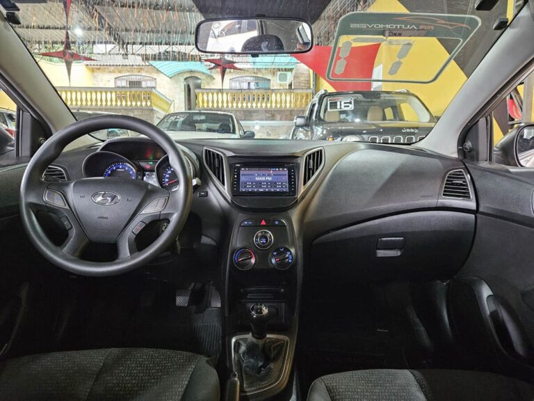 8-HYUNDAI-HB20-COMFORT-1.0-FLEX-12V-MANUAL-2017-RR-AUTOMOVEIS-LOJA-DE-CARROS-FREGUESIA-DO-O-AVENIDA-PETRONIO-PORTELA