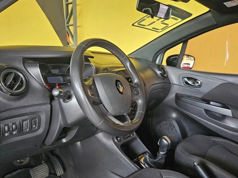 8-RENAULT-CAPTUR-1.6-16V-SCE-FLEX-BOSE-X-TRONIC-PRATA-2020-RR-AUTOMOVEIS-LOJA-DE-CARROS-FREGUESIA-DO-O-AVENIDA-PETRONIO-PORTELA
