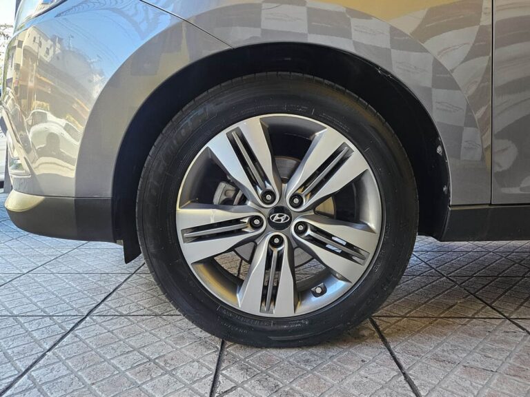 7-HYUNDAI-IX35-GL-2.0-16V-2WD-FLEX-AUTOMATICO-2017-CINZA-RR-AUTOMOVEIS-LOJA-DE-CARROS-FREGUESIA-DO-O-AVENIDA-PETRONIO-PORTELA