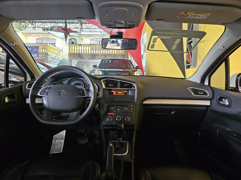 8-CITROEN-C4-LOUNGE-ORIGINE-1.6-TURBO-FLEX-AUTOMATICO-2017-BRANCO-RR-AUTOMOVEIS-LOJA-DE-CARROS-FREGUESIA-DO-O-AVENIDA-PETRONIO-PORTELA