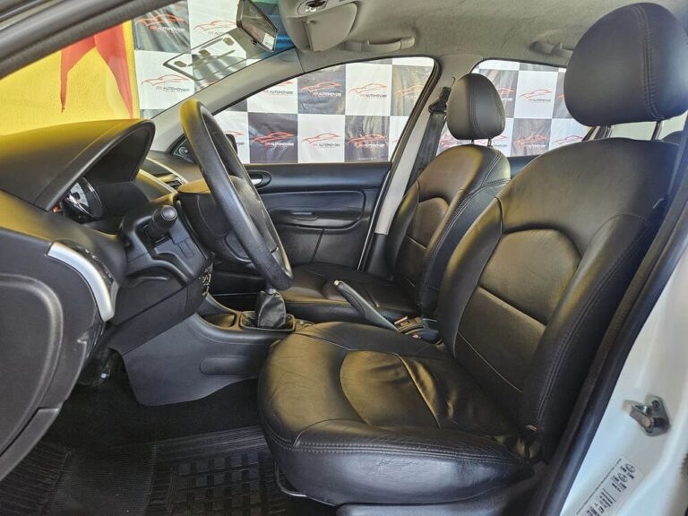 8-PEUGEOT-207-SEDAN-PASSION-XR-1.4-FLEX-8V-MANUAL-2012-BRANCO-RR-AUTOMOVEIS-LOJA-DE-CARROS-FREGUESIA-DO-O-AVENIDA-PETRONIO-PORTELA