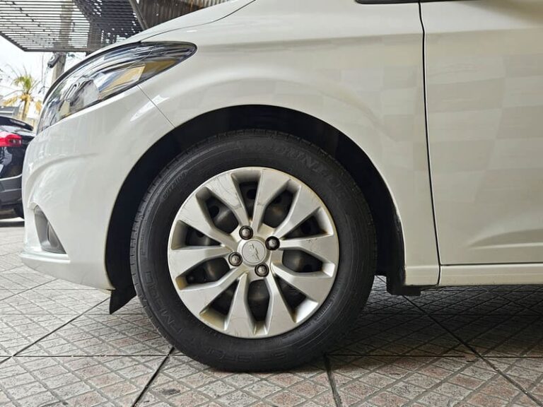 7-CHEVROLET-ONIX-1.4-LT-8V-FLEX-AUTOMATICO-BRANCO-2017-RR-AUTOMOVEIS-LOJA-DE-CARROS-FREGUESIA-DO-O-AVENIDA-PETRONIO-PORTELA