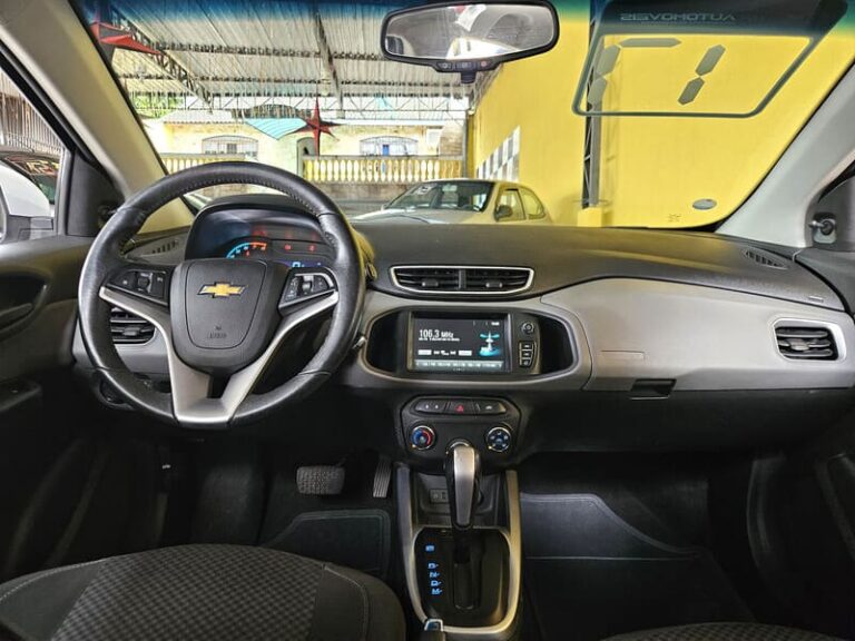 8-CHEVROLET-ONIX-1.4-LT-8V-FLEX-AUTOMATICO-BRANCO-2017-RR-AUTOMOVEIS-LOJA-DE-CARROS-FREGUESIA-DO-O-AVENIDA-PETRONIO-PORTELA