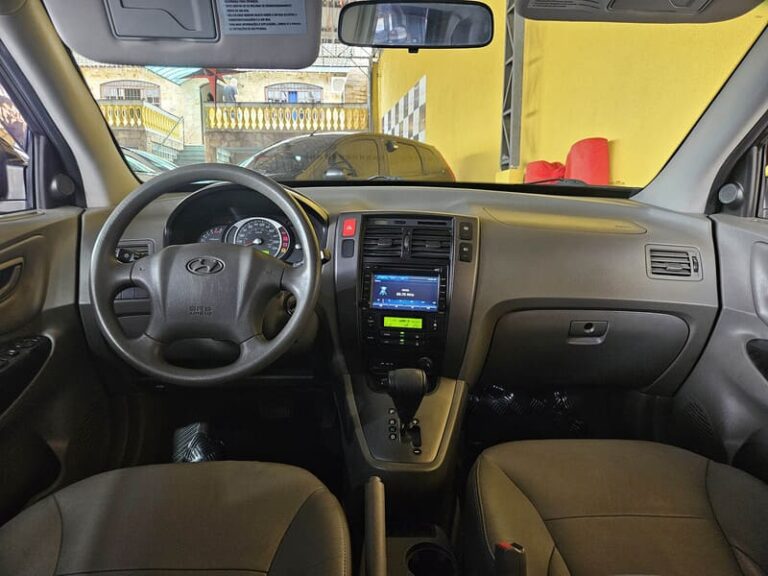 8-HYUNDAI-TUCSON-2.0-GLS-16V-FLEX-AUTOMATICO-PRETO-2013-RR-AUTOMOVEIS-LOJA-DE-CARROS-FREGUESIA-DO-O-AVENIDA-PETRONIO-PORTELA