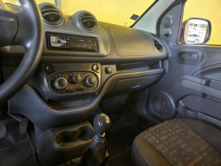 10-FIAT-FIORINO-1.4-ENDURANCE-EVO-MANUAL-BRANCO-2021-RR-AUTOMOVEIS-LOJA-DE-CARROS-FREGUESIA-DO-O-AVENIDA-PETRONIO-PORTELA