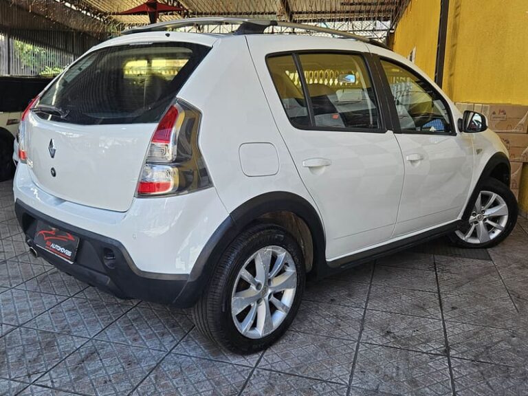 4-RENAULT-SANDERO-1.6-STEPWAY-FLEX-16V-MANUAL-BRANCO-2014-RR-AUTOMOVEIS-LOJA-DE-CARROS-FREGUESIA-DO-O-AVENIDA-PETRONIO-PORTELA