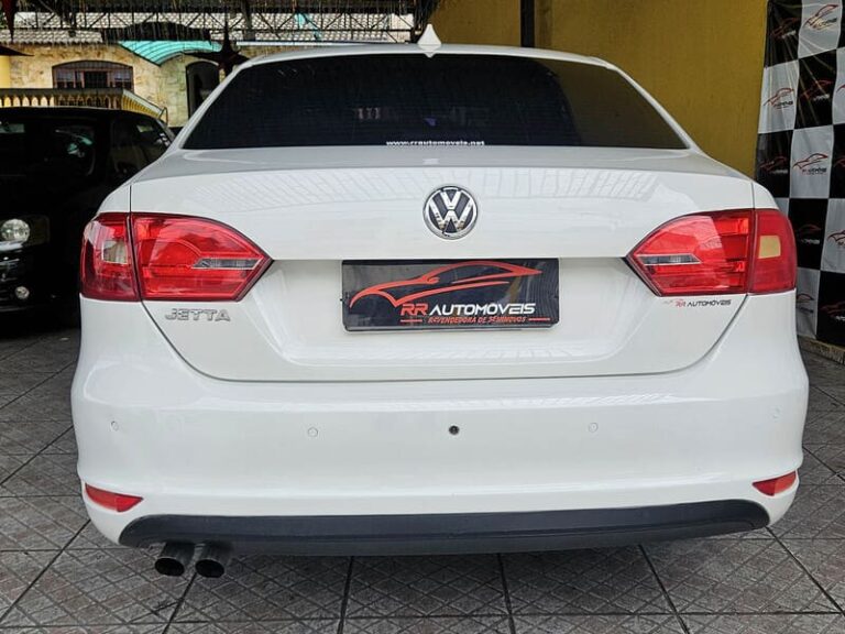 5-VOLKSWAGEN-JETTA-2.0-COMFORTLINE-FLEX-8V-AUTOMATICO-BRANCO-2013-RR-AUTOMOVEIS-LOJA-DE-CARROS-FREGUESIA-DO-O-AVENIDA-PETRONIO-PORTELA