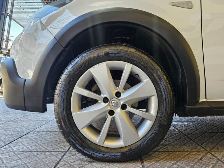 7-RENAULT-SANDERO-1.6-STEPWAY-FLEX-16V-MANUAL-BRANCO-2014-RR-AUTOMOVEIS-LOJA-DE-CARROS-FREGUESIA-DO-O-AVENIDA-PETRONIO-PORTELA