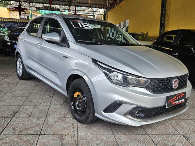 1-FIAT-ARGO-1.3-DRIVE-8V-FLEX-MANUAL-PRATA-2018-RR-AUTOMOVEIS-LOJA-DE-CARROS-FREGUESIA-DO-O-AVENIDA-PETRONIO-PORTELA