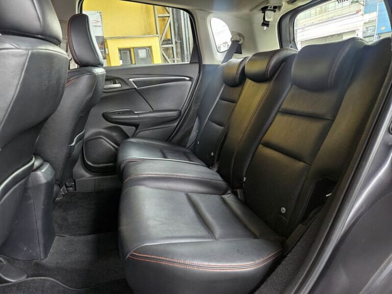 10-HONDA-WR-V-1.5-EXL-AUTOMATICO-CINZA-2019-RR-AUTOMOVEIS-LOJA-DE-CARROS-FREGUESIA-DO-O-AVENIDA-PETRONIO-PORTELA