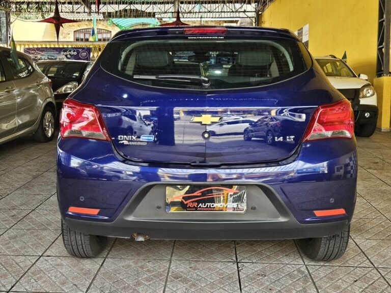 5-CHEVROLET-ONIX-1.4-LT-8V-FLEXPOWER-MANUAL-AZUL-2018-RR-AUTOMOVEIS-LOJA-DE-CARROS-FREGUESIA-DO-O-AVENIDA-PETRONIO-PORTELA