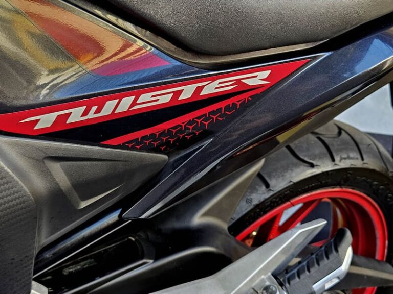 5-HONDA-CB-250-TWISTER-VERMELHO-2020-RR-AUTOMOVEIS-LOJA-DE-CARROS-FREGUESIA-DO-O-AVENIDA-PETRONIO-PORTELA
