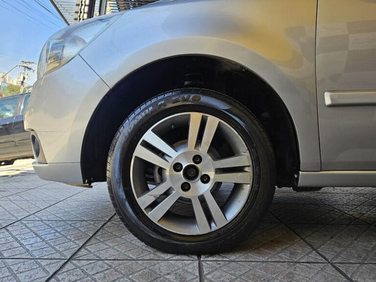 7-CHEVROLET-AGILE-1.4-LTZ-MPFI-8V-FLEXPOWER-MANUAL-PRATA-2013-RR-AUTOMOVEIS-LOJA-DE-CARROS-FREGUESIA-DO-O-AVENIDA-PETRONIO-PORTELA
