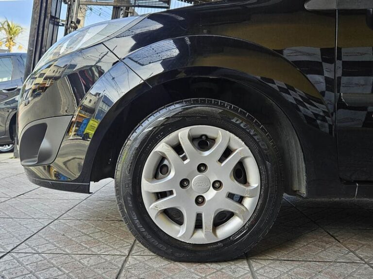 7-FORD-FIESTA-1.0-8V-FLEX-MANUAL-PRETO-2014-RR-AUTOMOVEIS-LOJA-DE-CARROS-FREGUESIA-DO-O-AVENIDA-PETRONIO-PORTELA