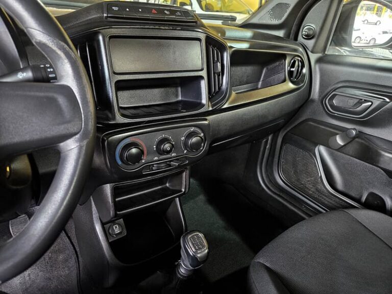 8-FIAT-STRADA-1.4-ENDURANCE-FLEX-8V-CS-PLUS-MANUAL-CINZA-2023-RR-AUTOMOVEIS-LOJA-DE-CARROS-FREGUESIA-DO-O-AVENIDA-PETRONIO-PORTELA