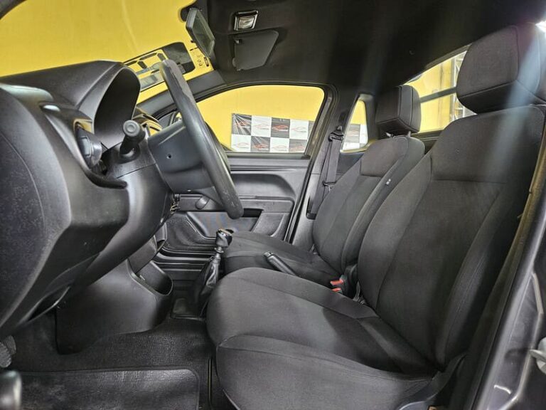 9-FIAT-STRADA-1.4-ENDURANCE-FLEX-8V-CS-PLUS-MANUAL-CINZA-2023-RR-AUTOMOVEIS-LOJA-DE-CARROS-FREGUESIA-DO-O-AVENIDA-PETRONIO-PORTELA