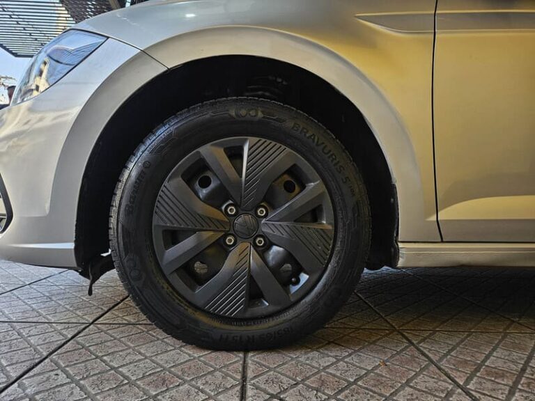 7-VOLKSWAGEN-POLO-1.0-TRACK-FLEX-12V-MANUAL-PRATA-2025-RR-AUTOMOVEIS-LOJA-DE-CARROS-FREGUESIA-DO-O-AVENIDA-PETRONIO-PORTELA