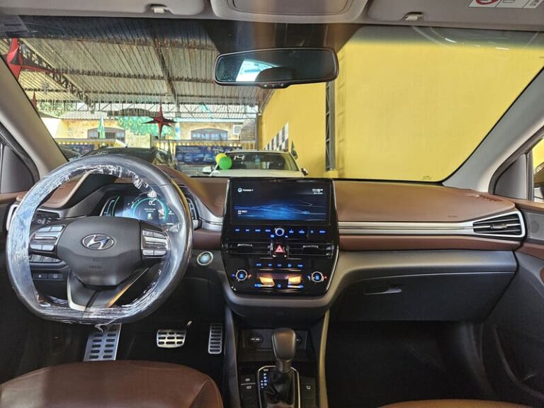 8-HYUNDAI-IONIQ-1.6-16V-HÍBRIDO-AUTOMÁTICO-CINZA-2023-RR-AUTOMOVEIS-LOJA-DE-CARROS-FREGUESIA-DO-O-AVENIDA-PETRONIO-PORTELA