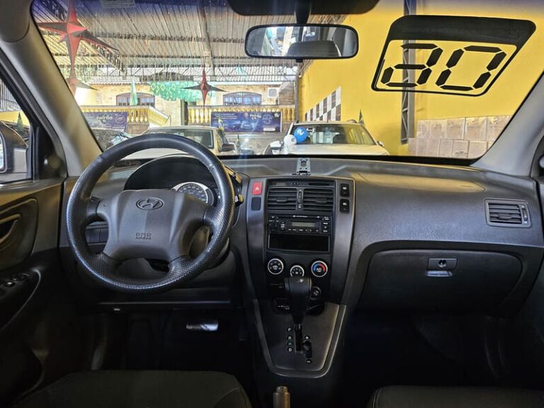 8-HYUNDAI-TUCSON-2.0-GL-16V-AUTOMÁTICO-PRETO-2006-RR-AUTOMOVEIS-LOJA-DE-CARROS-FREGUESIA-DO-O-AVENIDA-PETRONIO-PORTELA