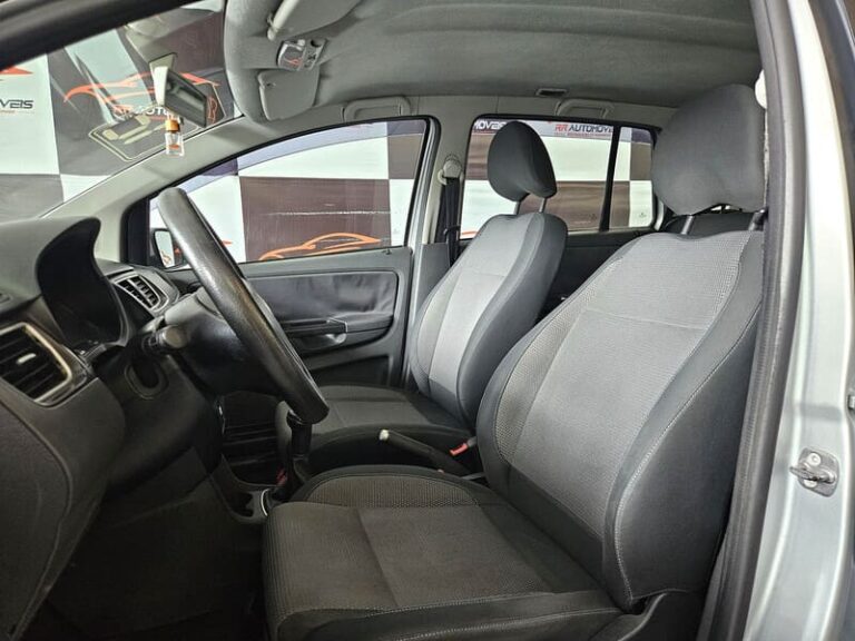 9-VOLKSWAGEN-SPACEFOX-1.6-MI-TREND-FLEX-4P-MANUAL-PRATA-2012-RR-AUTOMOVEIS-LOJA-DE-CARROS-OSASCO-AVENIDA-VISCONTE-DE-NOVA-GRANADA