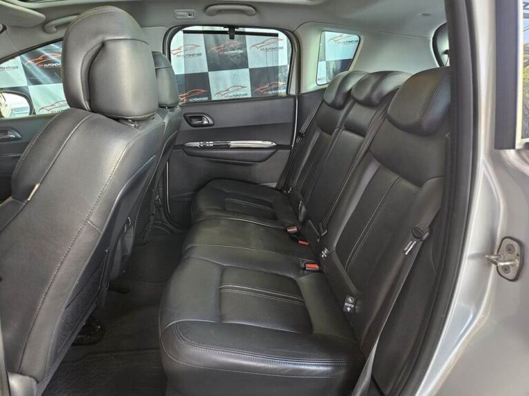 10-PEUGEOT-3008-GRIFFE-1.6-TURBO-16V-AUTOMÁTICO-2012-PRATA-RR-AUTOMOVEIS-LOJA-DE-CARROS-FREGUESIA-DO-O-AVENIDA-PETRONIO-PORTELA