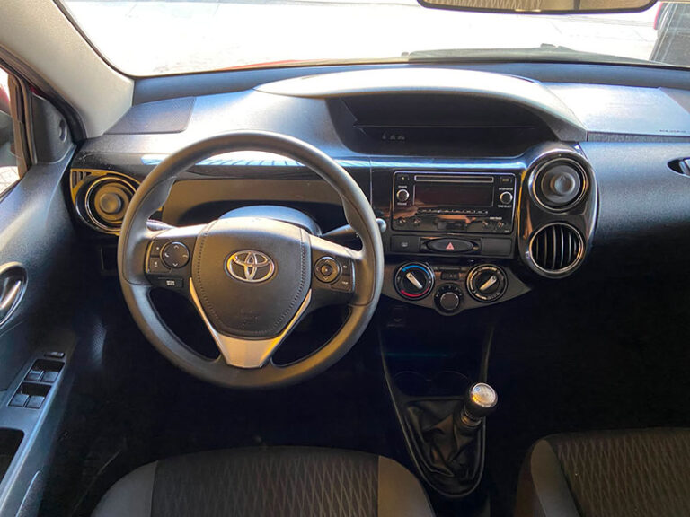 10-TOYOTA-ETIOS-SEDAN-1.5-XS-FLEX-16V-MANUAL-VERMELHO-2018-PLACA-RR-AUTOMOVEIS-LOJA-DE-CARROS-FREGUESIA-DO-O-AVENIDA-PETRONIO-PORTELA