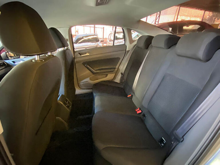 10-VOLKSWAGEN VIRTUS 1.0 COMFORT 200 TSI FLEX 12V AUTOMÁTICO CINZA 2021 PLACA BEQ-8G41