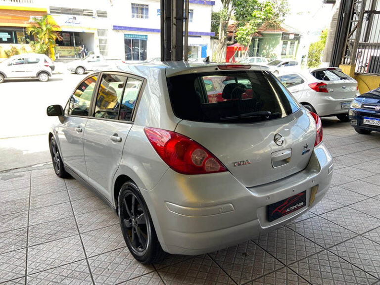 3-NISSAN-TIIDA-1.8-SL-FLEX-16V-AUTOMATICO-PRATA-2011-RR-AUTOMOVEIS-LOJA-DE-CARROS-FREGUESIA-DO-O-AVENIDA-PETRONIO-PORTELA