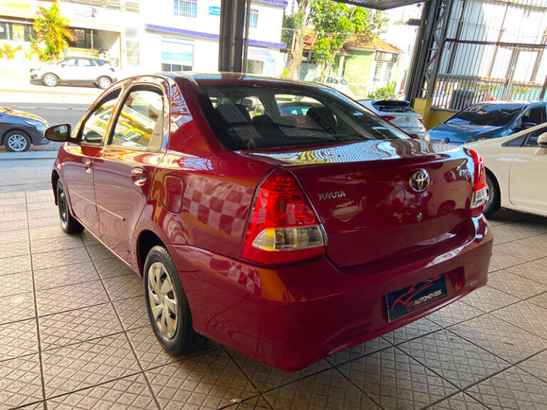 4-TOYOTA-ETIOS-SEDAN-1.5-XS-FLEX-16V-MANUAL-VERMELHO-2018-PLACA-RR-AUTOMOVEIS-LOJA-DE-CARROS-FREGUESIA-DO-O-AVENIDA-PETRONIO-PORTELA