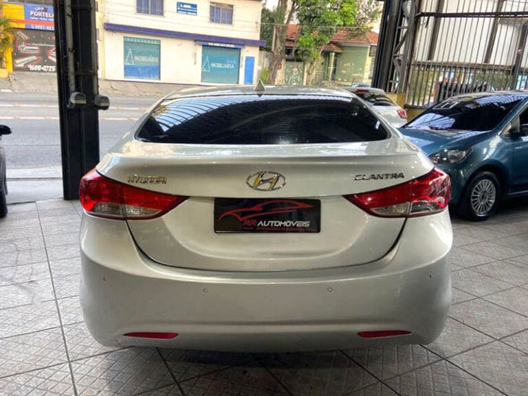 5-HYUNDAI-ELANTRA-1.8-GLS-16V-AUTOMATICO-PRATA-2013-RR-AUTOMOVEIS-LOJA-DE-CARROS-FREGUESIA-DO-O-AVENIDA-PETRONIO-PORTELA
