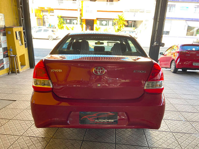 5-TOYOTA-ETIOS-SEDAN-1.5-XS-FLEX-16V-MANUAL-VERMELHO-2018-PLACA-RR-AUTOMOVEIS-LOJA-DE-CARROS-FREGUESIA-DO-O-AVENIDA-PETRONIO-PORTELA