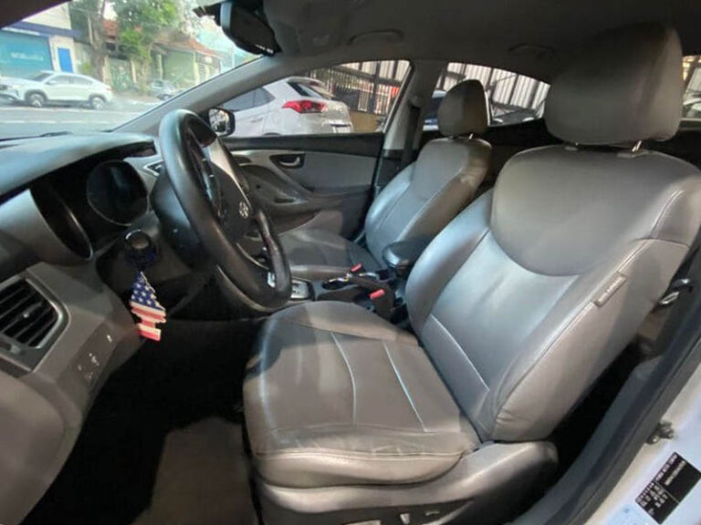 9-HYUNDAI-ELANTRA-1.8-GLS-16V-AUTOMATICO-PRATA-2013-RR-AUTOMOVEIS-LOJA-DE-CARROS-FREGUESIA-DO-O-AVENIDA-PETRONIO-PORTELA